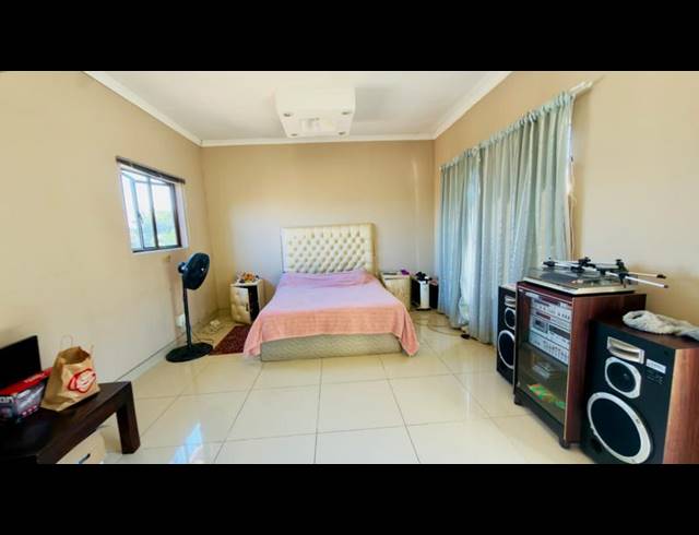 0 BEDROOM HOUSE FOR SALE IN GLENMORE
